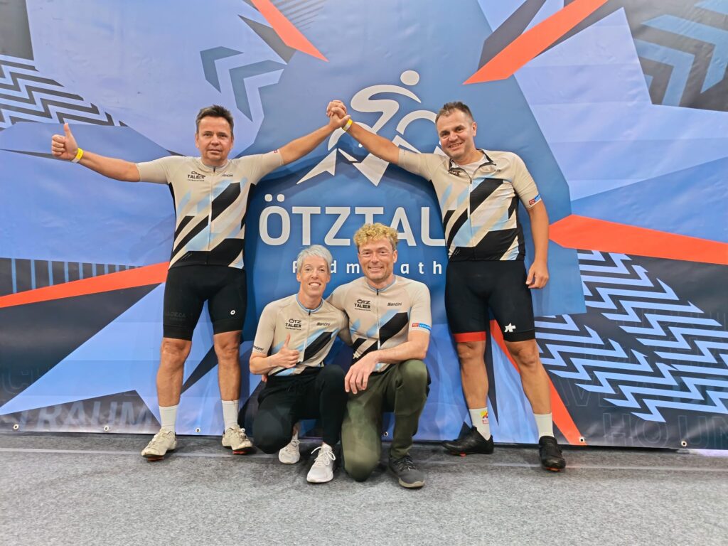 Thomas Szedenik, Kati und Roman "Gspuli" Hofmeister sowie Norbi Hinerth
